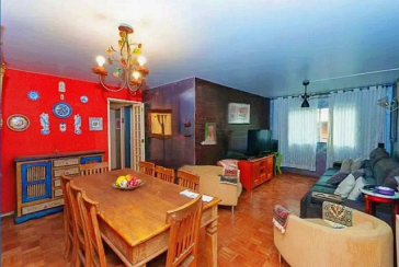 Belo Apartamento à venda nas Perdizes na Rua Caiubi 372