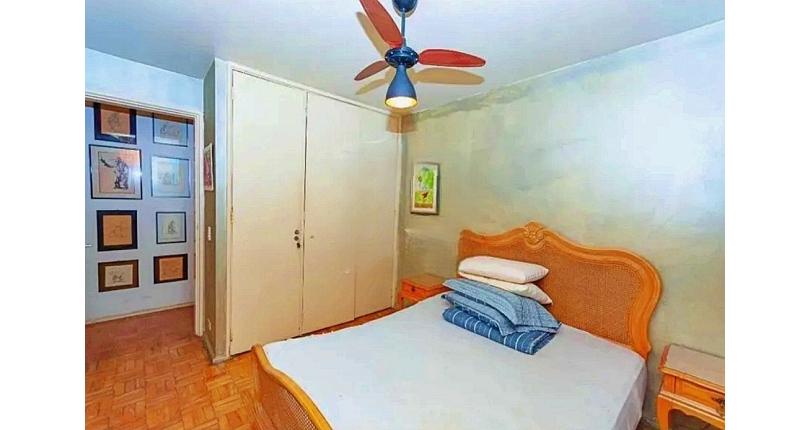 Belo Apartamento à venda nas Perdizes na Rua Caiubi 372