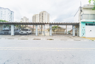 Sobrado à venda em Osasco no Bairro de Quitaúna na Avenida Marechal Edgar de Oliveira 350