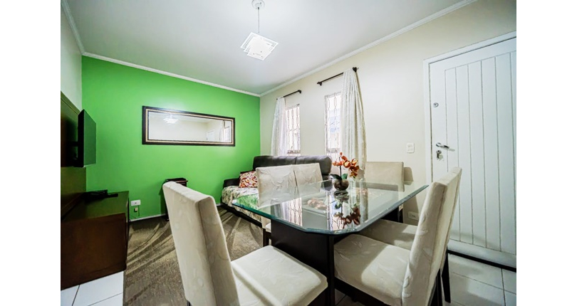 Sobrado à venda em Osasco no Bairro de Quitaúna na Avenida Marechal Edgar de Oliveira 350