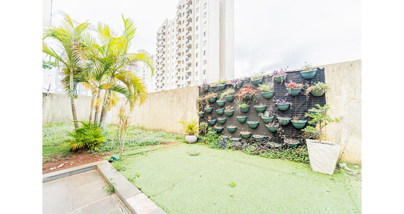 Sobrado à venda em Osasco no Bairro de Quitaúna na Avenida Marechal Edgar de Oliveira 350