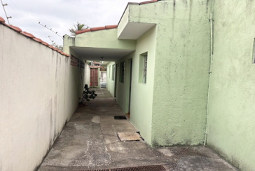 Casa Térrea à venda no Bairro da Vila Mangalot na Rua José Ataliba Ortiz