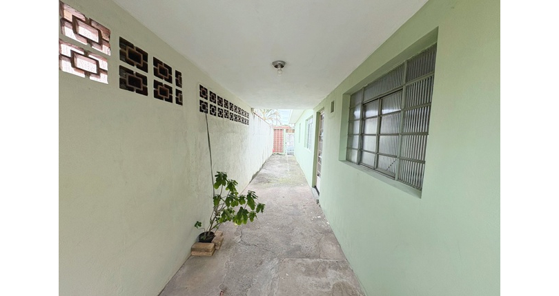 Casa Térrea à venda no Bairro da Vila Mangalot na Rua José Ataliba Ortiz