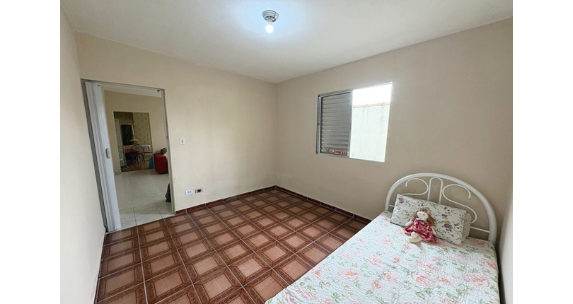 Casa Térrea à venda no Bairro da Vila Mangalot na Rua José Ataliba Ortiz