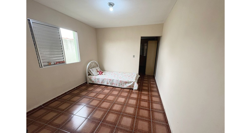 Casa Térrea à venda no Bairro da Vila Mangalot na Rua José Ataliba Ortiz