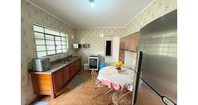 Casa Térrea à venda no Bairro da Vila Mangalot na Rua José Ataliba Ortiz