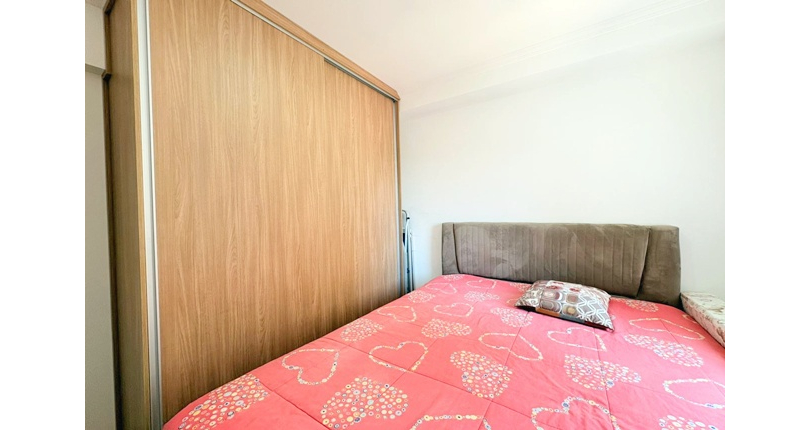 Belo Apartamento à venda no Bairro da Vila Mangalot na Rua Jose Ataliba Ortiz 985, no Condomínio Edifício Vista Verde