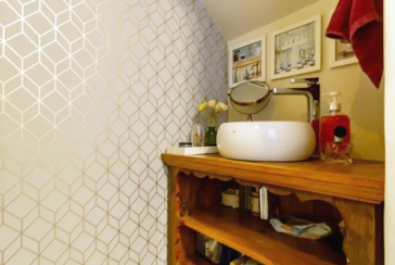 Lindo Sobrado à venda no Bairro da Vila Mangalot na Rua Jose Ataliba Ortiz 834,