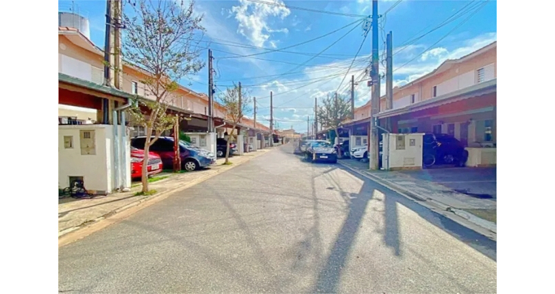 Sobrado à venda no Bairro do Jaraguá na Rua Jairo de Almeida 220