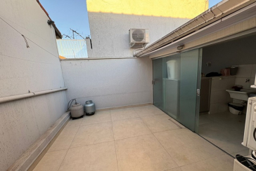 Sobrado à venda no Bairro do Conjunto Residencial Vista Verde na Rua Desembargador Plínio Novaes de Andrade