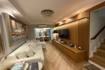 Sobrado à venda no Bairro do Conjunto Residencial Vista Verde na Rua Desembargador Plínio Novaes de Andrade