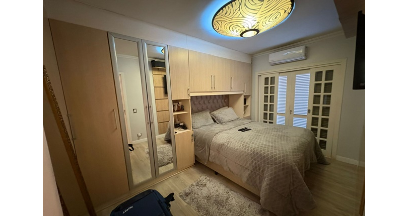 Sobrado à venda no Bairro do Conjunto Residencial Vista Verde na Rua Desembargador Plínio Novaes de Andrade