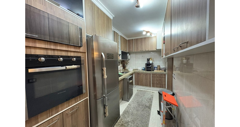 Sobrado à venda no Bairro do Conjunto Residencial Vista Verde na Rua Desembargador Plínio Novaes de Andrade