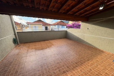 Ótimo Sobrado à venda no Bairro do Conjunto Residencial Vista Verde na Rua Desembargador Plínio Novaes de Andrade