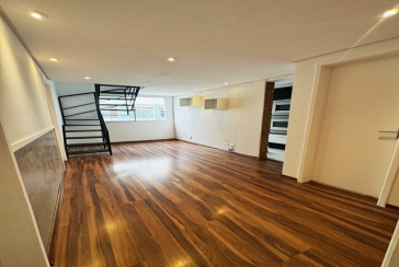 Apartamento Cobertura à venda no Bairro da Vila Zat na Rua Doutor Luís La Scala Júnior 174