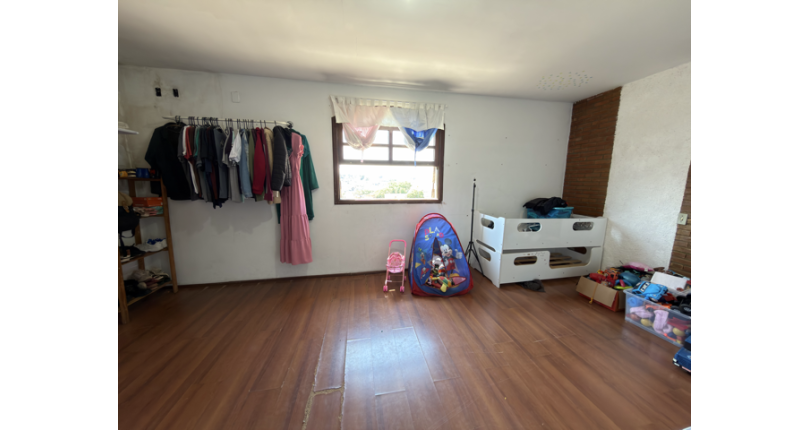 Terreno à venda no Bairro do Jaraguá na Rua Ana Luisa Moreira