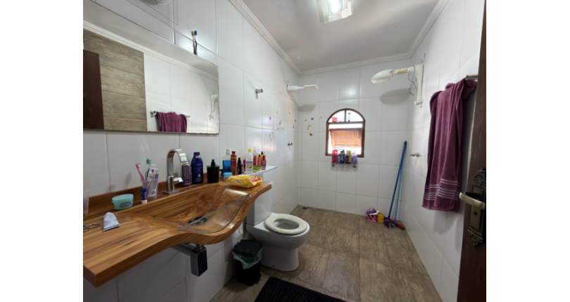 Terreno à venda no Bairro do Jaraguá na Rua Ana Luisa Moreira