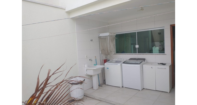 Sobrado à venda no Bairro da Chácara Inglesa na Rua Marcos Frankenthal