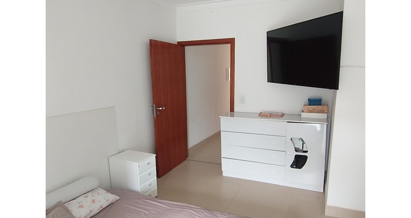 Sobrado à venda no Bairro da Chácara Inglesa na Rua Marcos Frankenthal