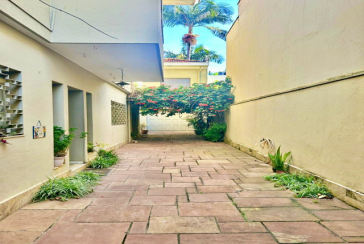 Sobrado à venda no Bairro do Jardim Paulistano na Rua Laerte Assunção,