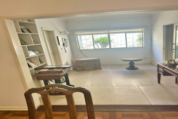 Sobrado à venda no Bairro do Jardim Paulistano na Rua Laerte Assunção,