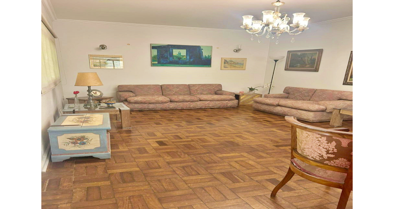 Sobrado à venda no Bairro do Jardim Paulistano na Rua Laerte Assunção,