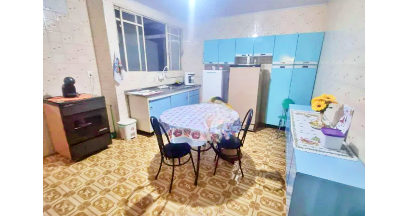 Sobrado à venda no Bairro do Jardim Mangalot na Rua General Lauro Cavalcanti de Farias 