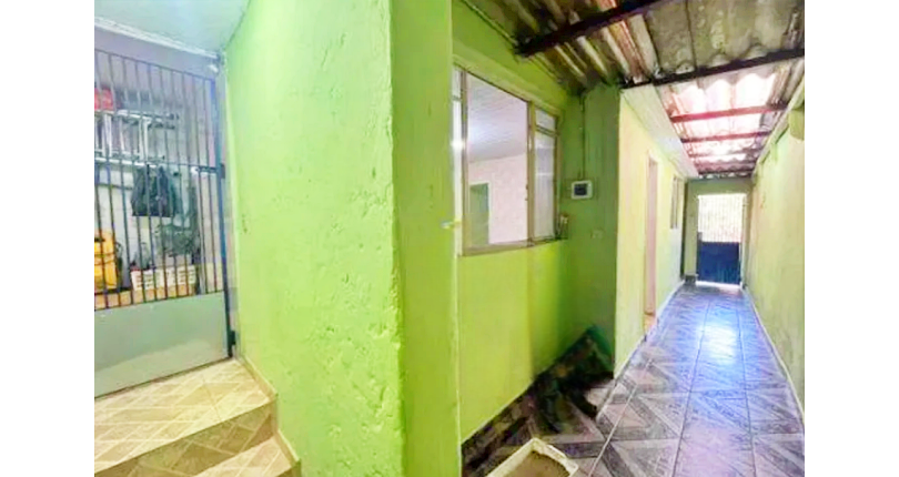 Sobrado à venda no Bairro do Jardim Mangalot na Rua General Lauro Cavalcanti de Farias 