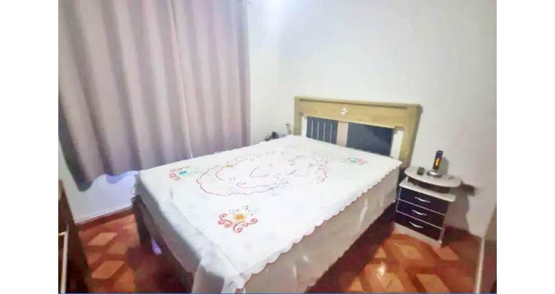 Sobrado à venda no Bairro do Jardim Mangalot na Rua General Lauro Cavalcanti de Farias 