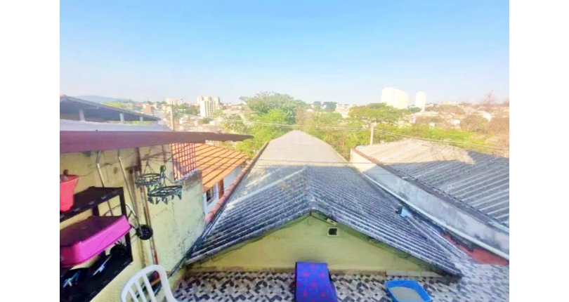 Sobrado à venda no Bairro do Jardim Mangalot na Rua General Lauro Cavalcanti de Farias 