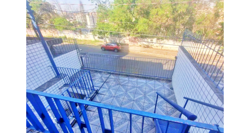 Sobrado à venda no Bairro do Jardim Mangalot na Rua General Lauro Cavalcanti de Farias 