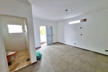 Sobrado à venda em construção no Bairro do Parque São Domingos 