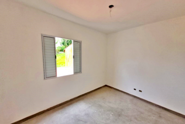 Sobrado à venda em construção no Bairro do Parque São Domingos 