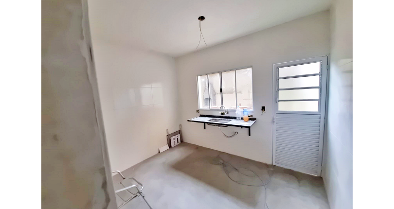 Sobrado à venda em construção no Bairro do Parque São Domingos 