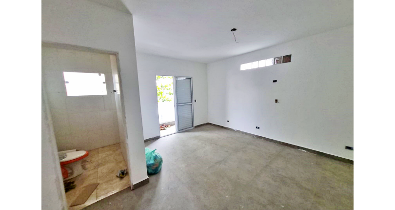 Sobrado à venda em construção no Bairro do Parque São Domingos 