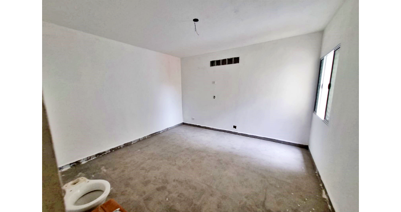 Sobrado à venda em construção no Bairro do Parque São Domingos 