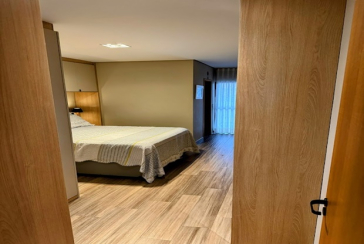 BELO Sobrado Alto Padrão à venda no Bairro do Parque São Domingos na Rua Professora Altina Maynardi de Araújo