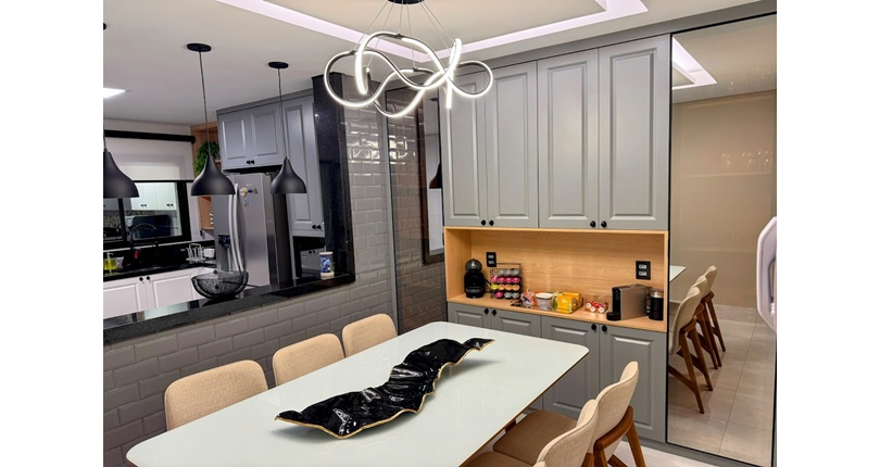 BELO Sobrado Alto Padrão à venda no Bairro do Parque São Domingos na Rua Professora Altina Maynardi de AraújoBELO Sobrado Alto Padrão à venda no Bairro do Parque São Domingos na Rua Professora Altina Maynardi de Araújo