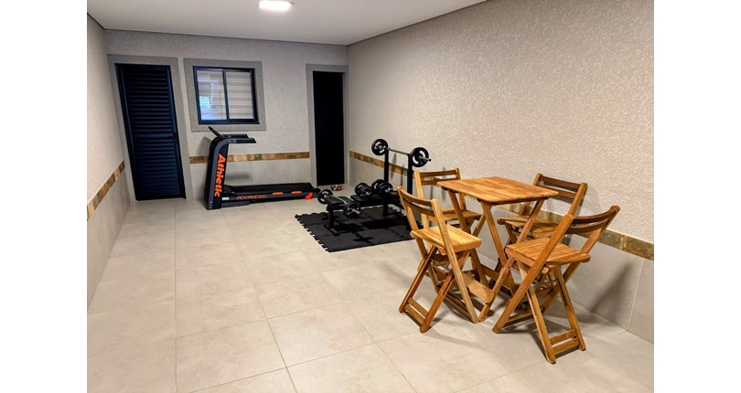 BELO Sobrado Alto Padrão à venda no Bairro do Parque São Domingos na Rua Professora Altina Maynardi de Araújo