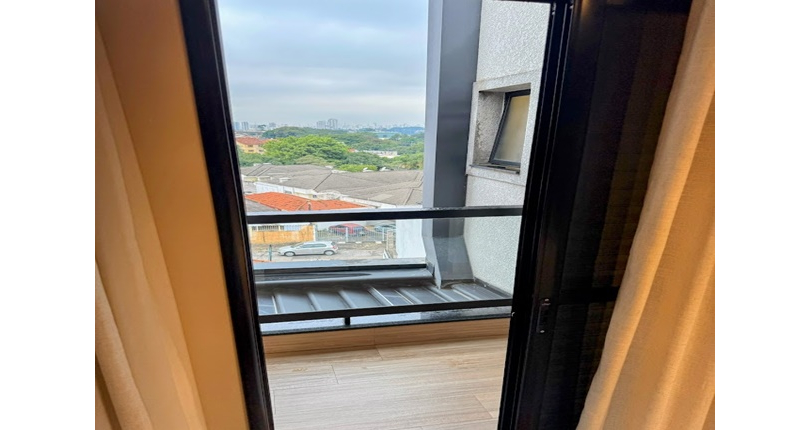 BELO Sobrado Alto Padrão à venda no Bairro do Parque São Domingos na Rua Professora Altina Maynardi de Araújo