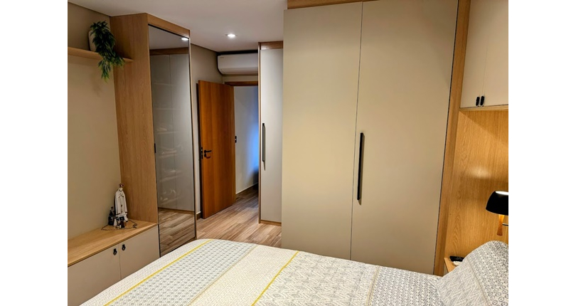 BELO Sobrado Alto Padrão à venda no Bairro do Parque São Domingos na Rua Professora Altina Maynardi de Araújo