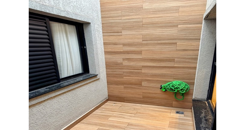 BELO Sobrado Alto Padrão à venda no Bairro do Parque São Domingos na Rua Professora Altina Maynardi de Araújo