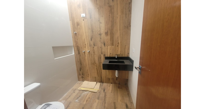 Sobrado novo à venda no Bairro do Parque São Domingos na Rua Doutor Odon Carlos de Figueiredo Ferraz 248