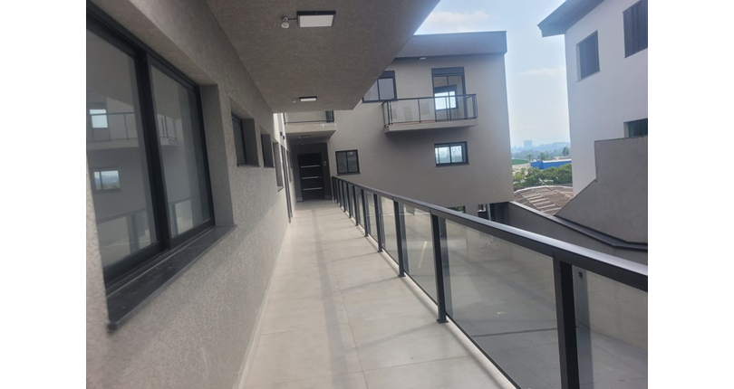 Sobrado novo à venda no Bairro do Parque São Domingos na Rua Doutor Odon Carlos de Figueiredo Ferraz 248