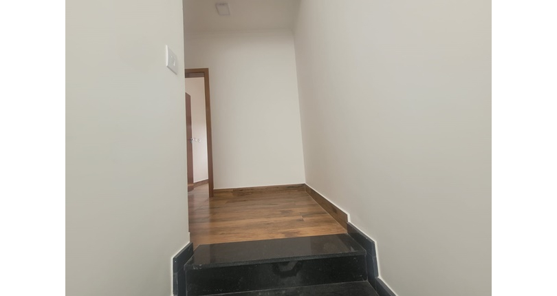 Sobrado novo à venda no Bairro do Parque São Domingos na Rua Doutor Odon Carlos de Figueiredo Ferraz 248