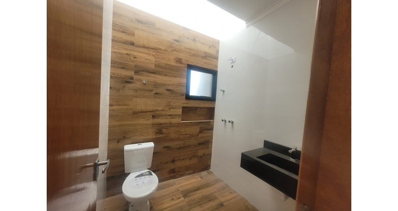 Sobrado novo à venda no Bairro do Parque São Domingos na Rua Doutor Odon Carlos de Figueiredo Ferraz 248