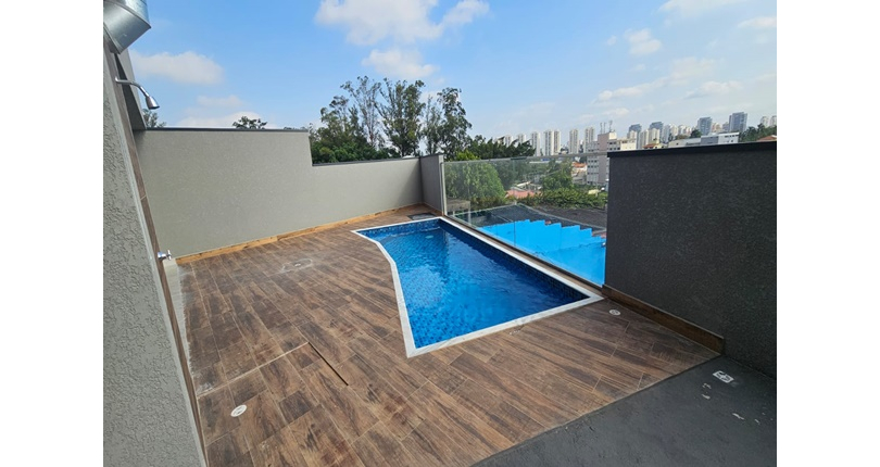 Sobrado novo à venda no Bairro do Parque São Domingos na Rua Doutor Odon Carlos de Figueiredo Ferraz 248, 