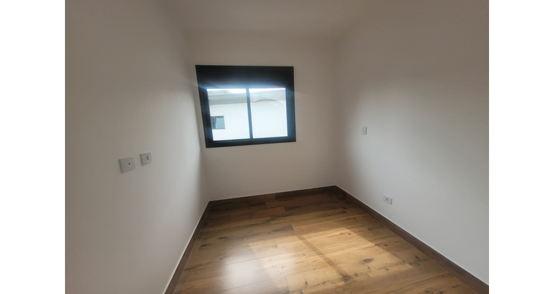 Sobrado novo à venda no Bairro do Parque São Domingos na Rua Doutor Odon Carlos de Figueiredo Ferraz 248, 