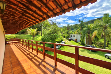 LINDA Casa à venda no Bairro do Chácara Jaraguá na Rua Rio Sapucaia do Sul