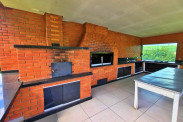 LINDA Casa à venda no Bairro do Chácara Jaraguá na Rua Rio Sapucaia do Sul